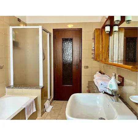 La Torre - View In Paradise *